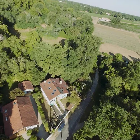Muscadelle Du Prieur Bed & Breakfast Léognan