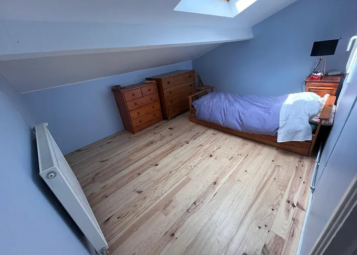 D'hotes Du Prieur Bed and breakfast Léognan